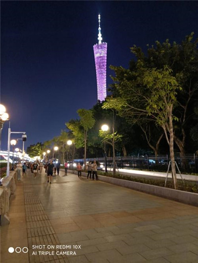 独特气质成就美丽传奇